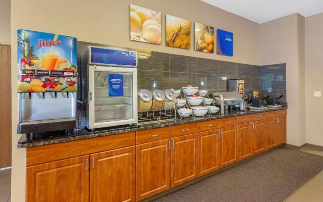 Comfort Suites Grayslake near Libertyville North