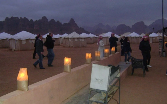 Jabal Rum Camp