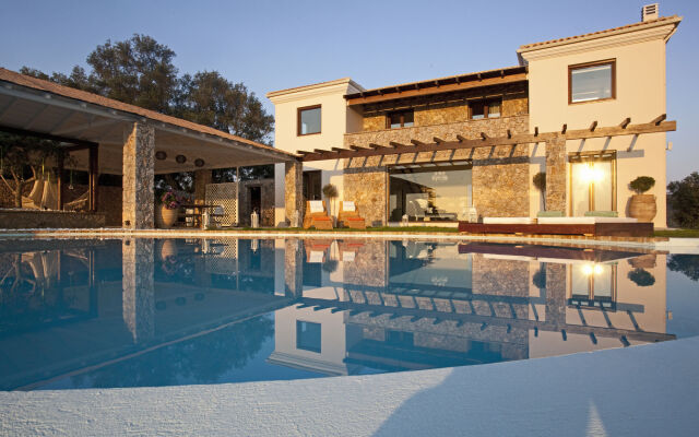 Luxury Villa Piedra