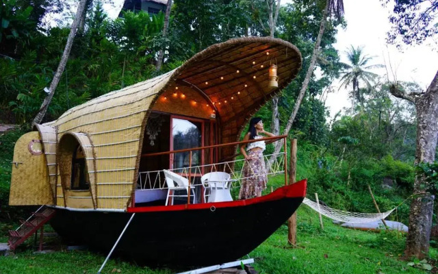 Noah's Nest Tree House