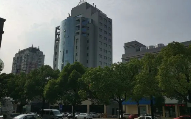 Yinyuan Grand Hotel