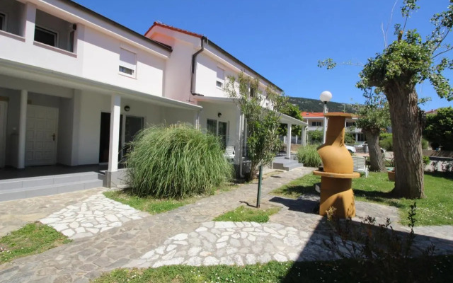 Ville Corinthia - Inh 33419