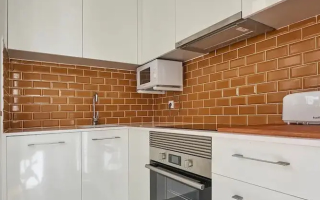 Modern 1-Bed With Ac & Private Terrace