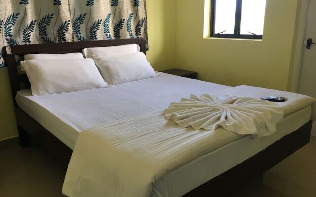 OYO 7001 StayOut Parth Inn
