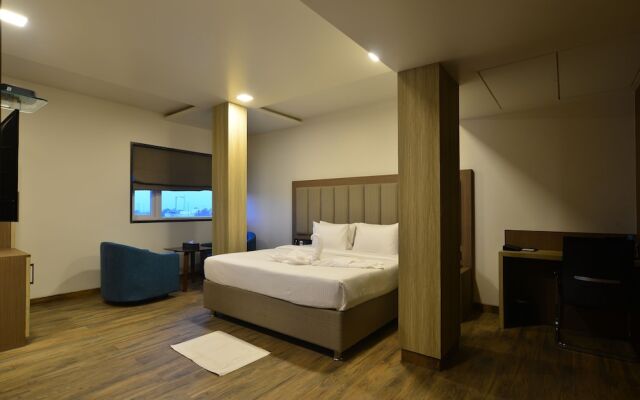 Hotel Jhankar Palace