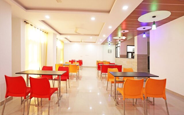 The Diamond Nest by OYO Rooms