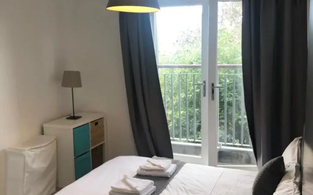 33 Bittern House (apartment)