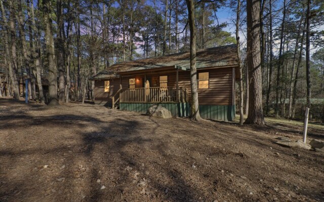 The Honeysuckle 2 Bedroom Cabin by Redawning