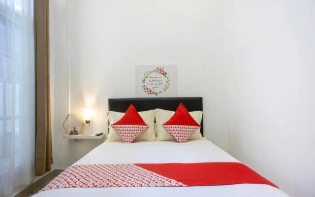 Super OYO 3354 Homia Residence
