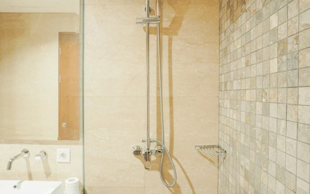 Stylish 1BR Apartment at Veranda Residence @ Puri