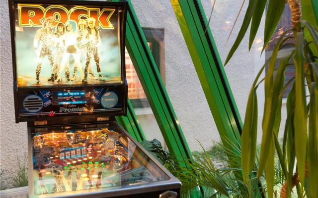 The Originals City, Hôtel Castel Burgond