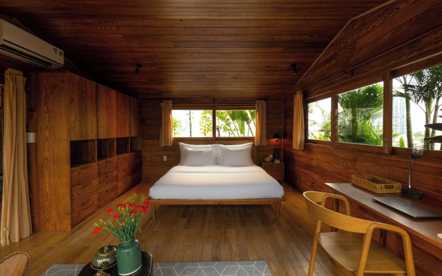 Nexus House Lang Bao Chi