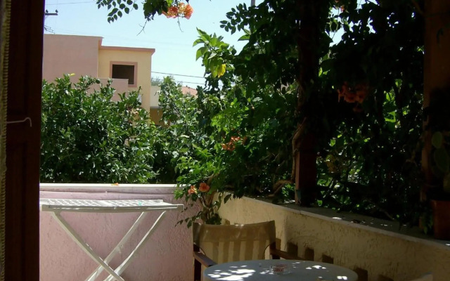Smaragda Hotel