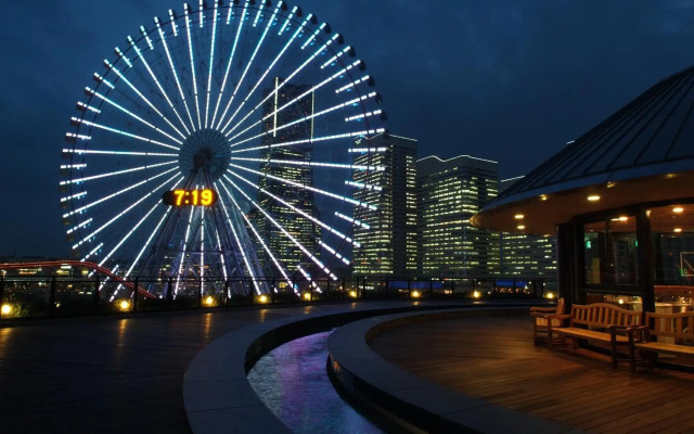 Yokohama Minamimirai Manyo-Club