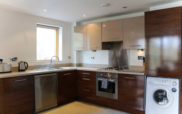 Southampton Serviced Apartment