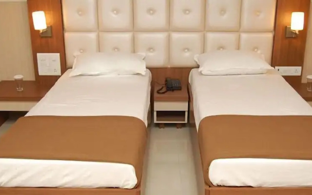 Hotel Aishwarya Residency