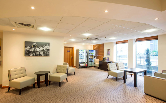 Premier Inn London City (Tower Hill)