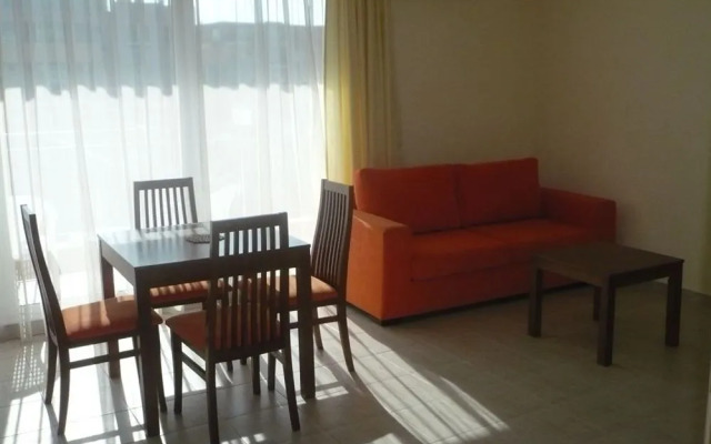 Pollo Resort Mikosta Apartments