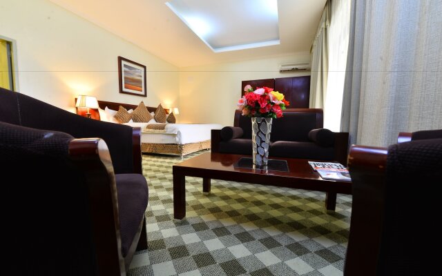 The Manor Hotel