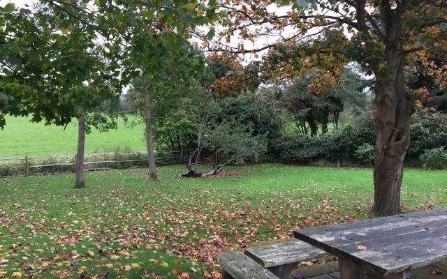 The Leicester Arms Hotel