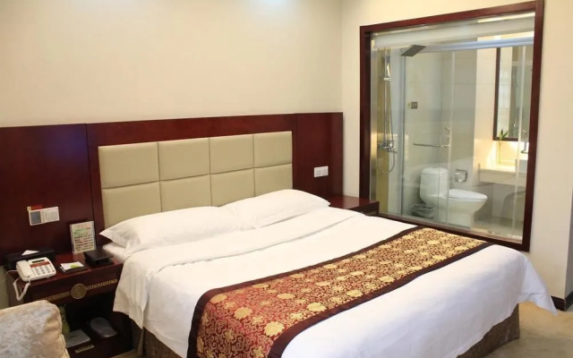 Vienna Longgang Hotel