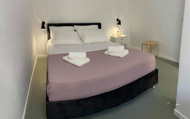 Sabbia Apartments 100m from Perissa Beach