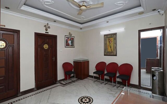 OYO 2801 Magnate Hotel