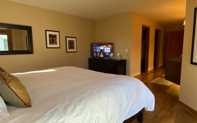 Mountain Harbor #153 3 Bedroom Condo