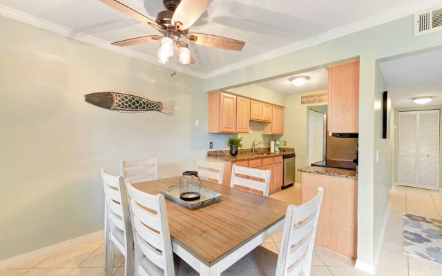 Seaside Villas 18 by Vtrips