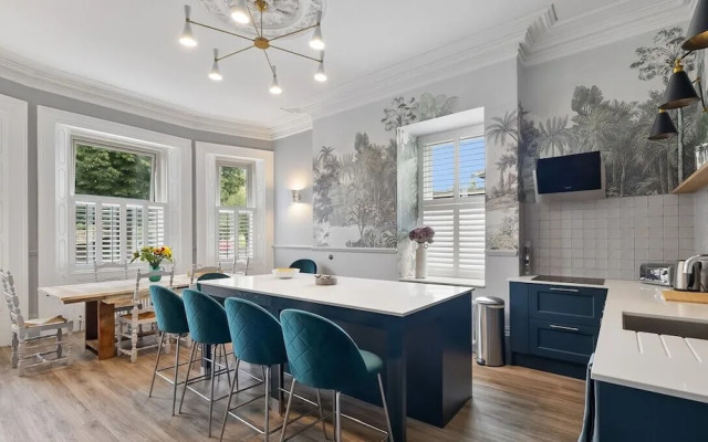 Windsor Villas by Pureserviced