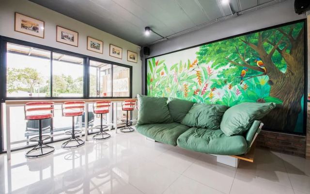 Sattahip 9 Boutique Hotel OYO Rooms