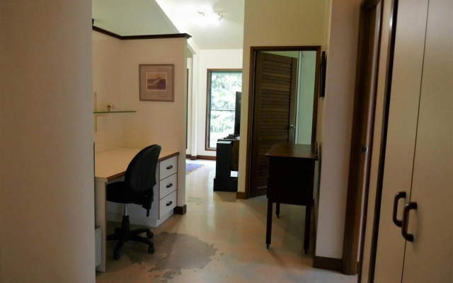 Fanpalm Creek Hideaway