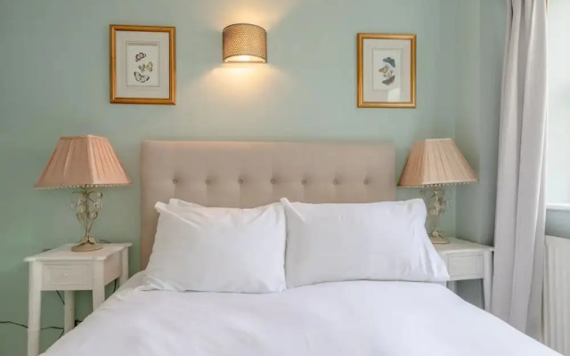 Spacious 2 Bedroom Flat in Wandsworth