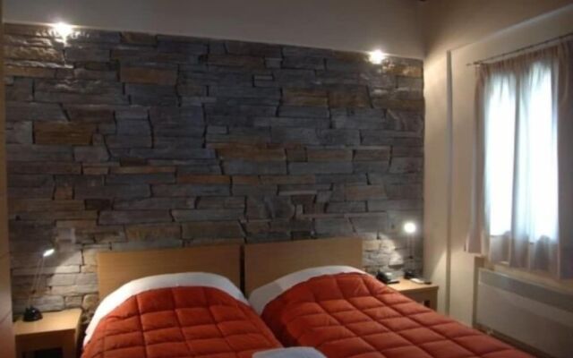 Thalia Rooms Guest House