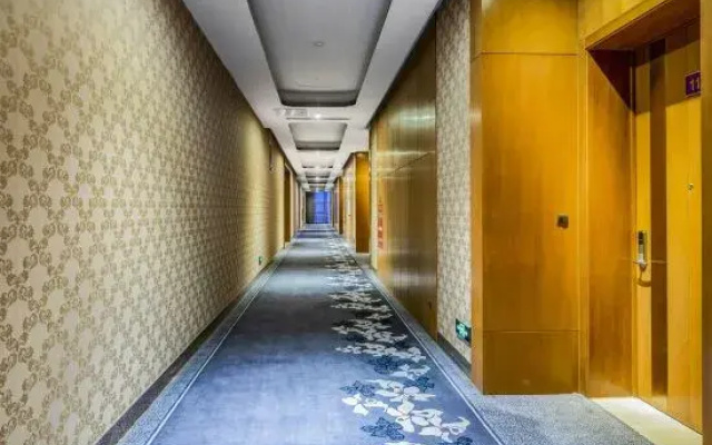 Jiujiang Hotel