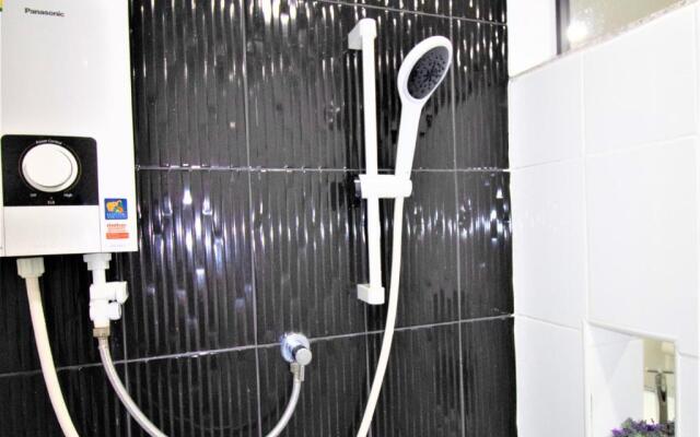 The 168 Gallery Residence