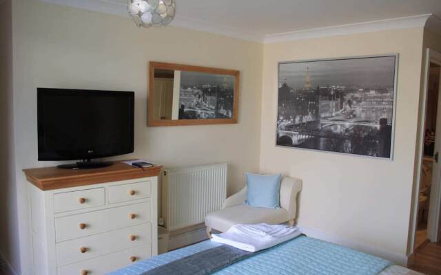 Self-Contained Luxury En Suite Room