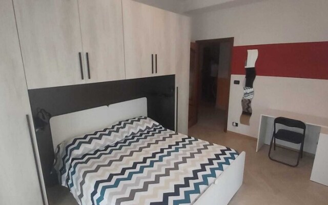 Comfortable Apartment With Hydromassage Shower