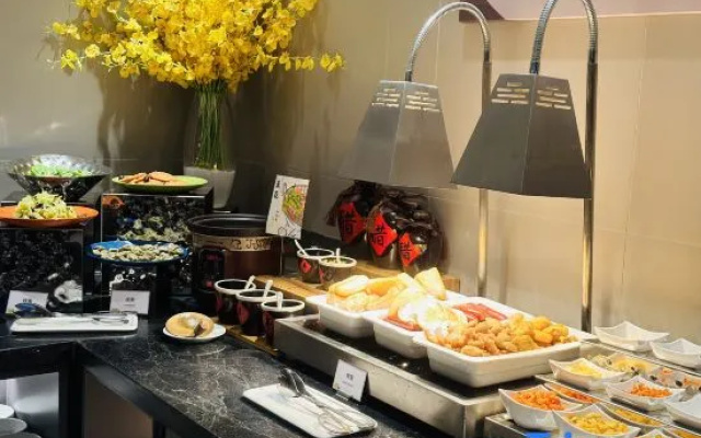 Home Inn (Zhenjiang Suning Plaza Yongan Road Food Street) – Meal – Zhenjiang