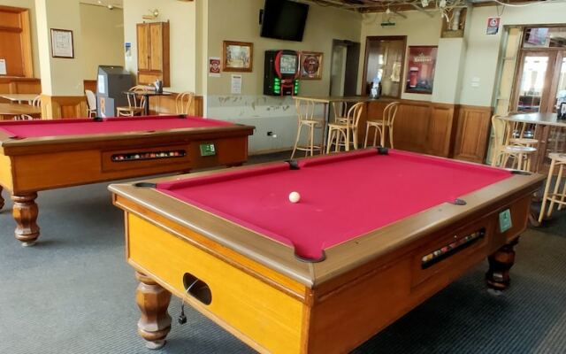 Metropolitan Hotel Orange