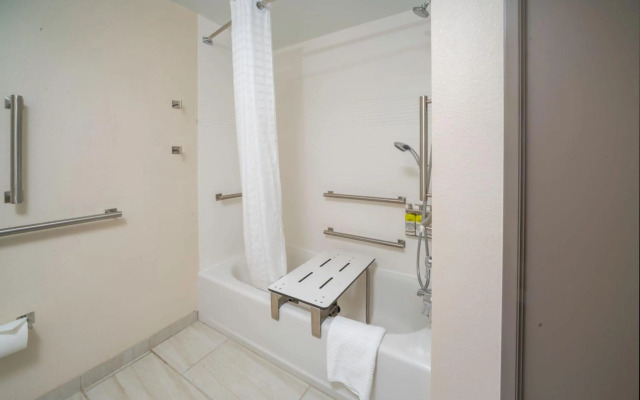 Candlewood Suites Charleston Mt Pleasant by IHG