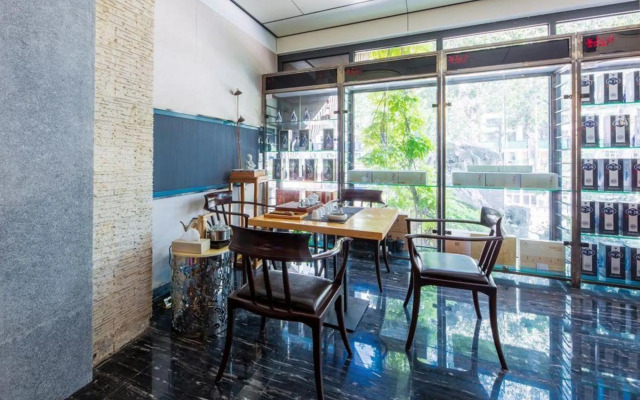 West Impression Boutique Hotel