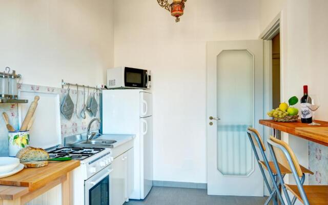 Skyline Sorrento by Gocce