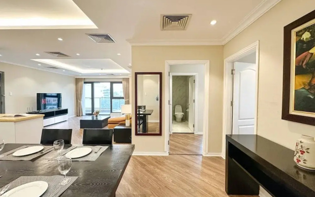 Skyline Tower - Service Apartments