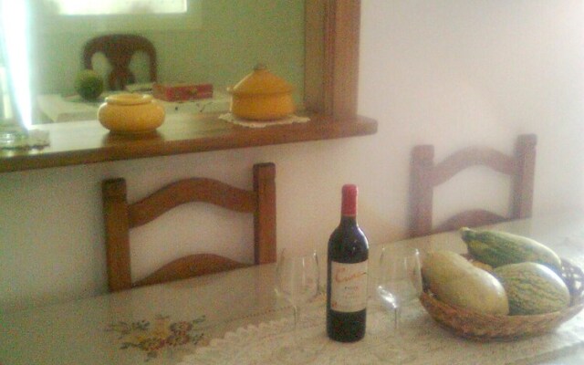 Apartment With In Estepona With Pool Access And Furnished