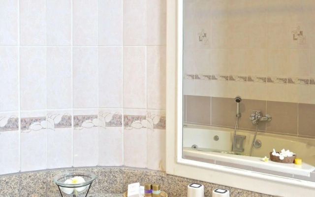 Riverine Place Hotel and Residence