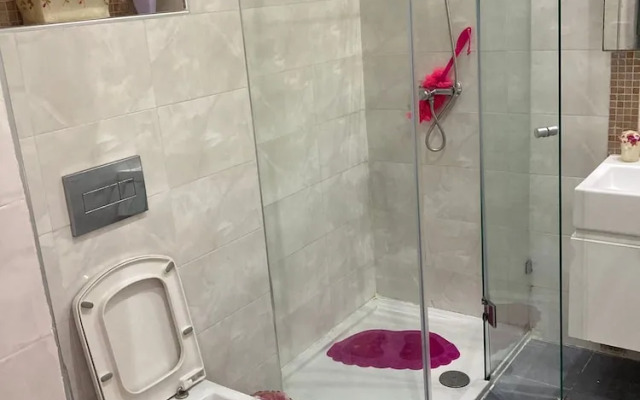 Cosy Flat for Your Honeymoon