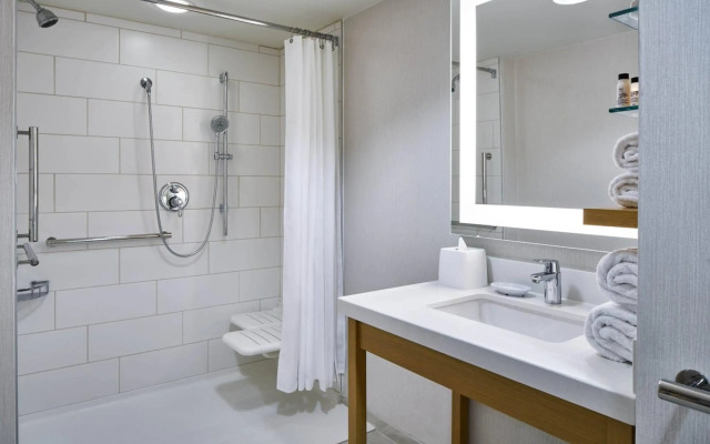 Delta Hotels by Marriott Norfolk Airport