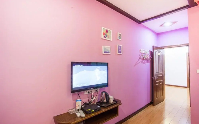 Wuzhen Times Town Theme Inn