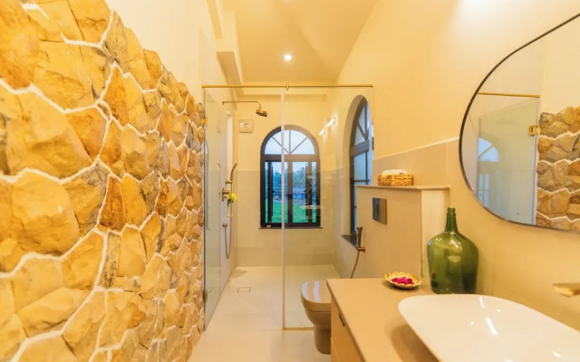 Water Edge by Akama Homes- 4Bhk Luxe
